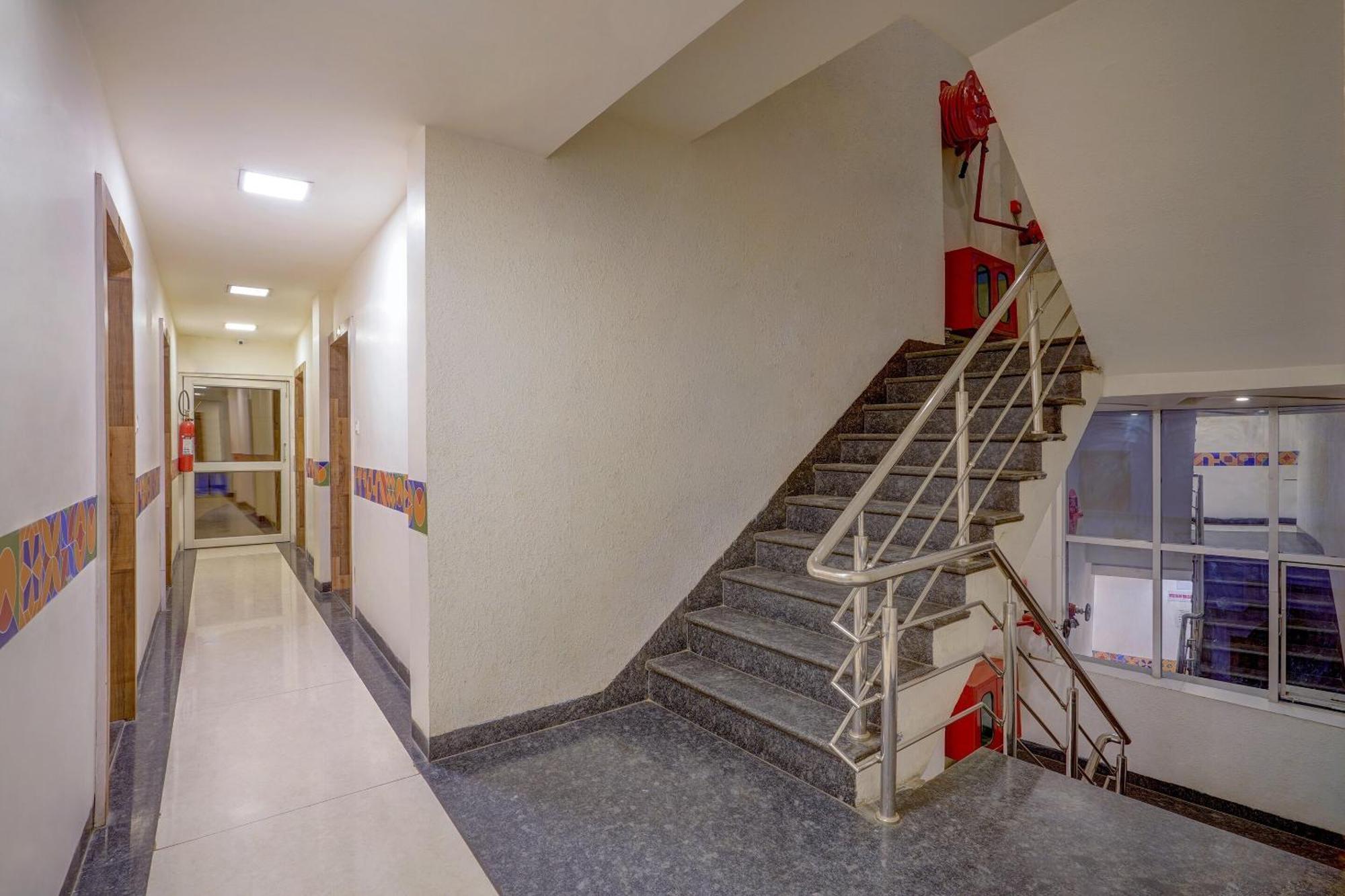 Super Hotel O Traveller Inn Lucknow Luaran gambar